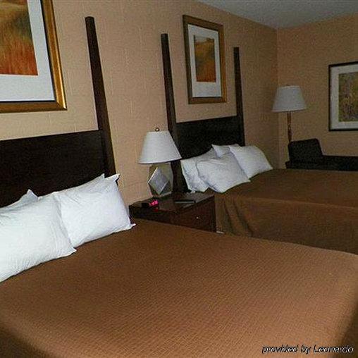 Sunlac Inn Lakota Oda fotoğraf