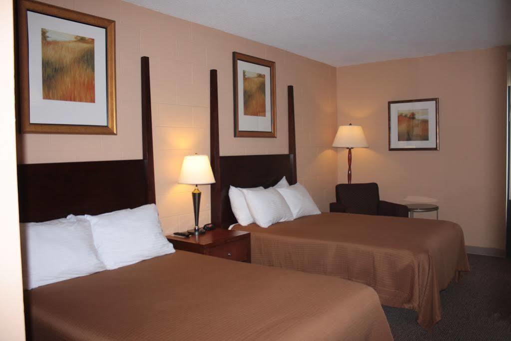Sunlac Inn Lakota Dış mekan fotoğraf